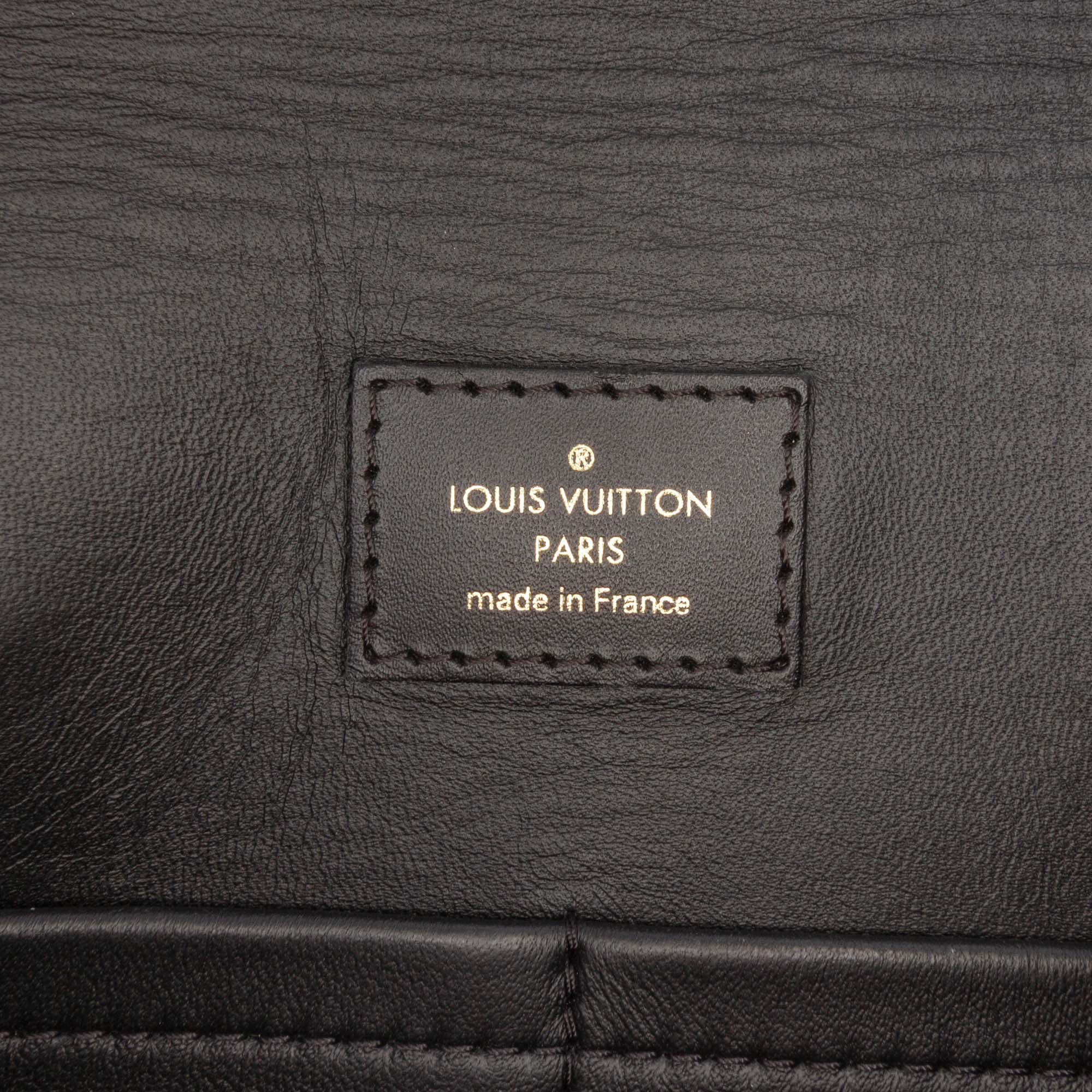 Glazed Calfskin Sac Triangle PM - Image 5