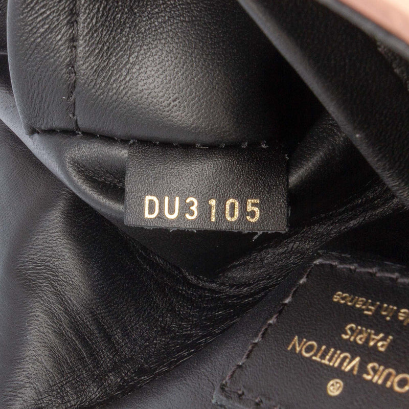 Glazed Calfskin Sac Triangle PM - Image 6