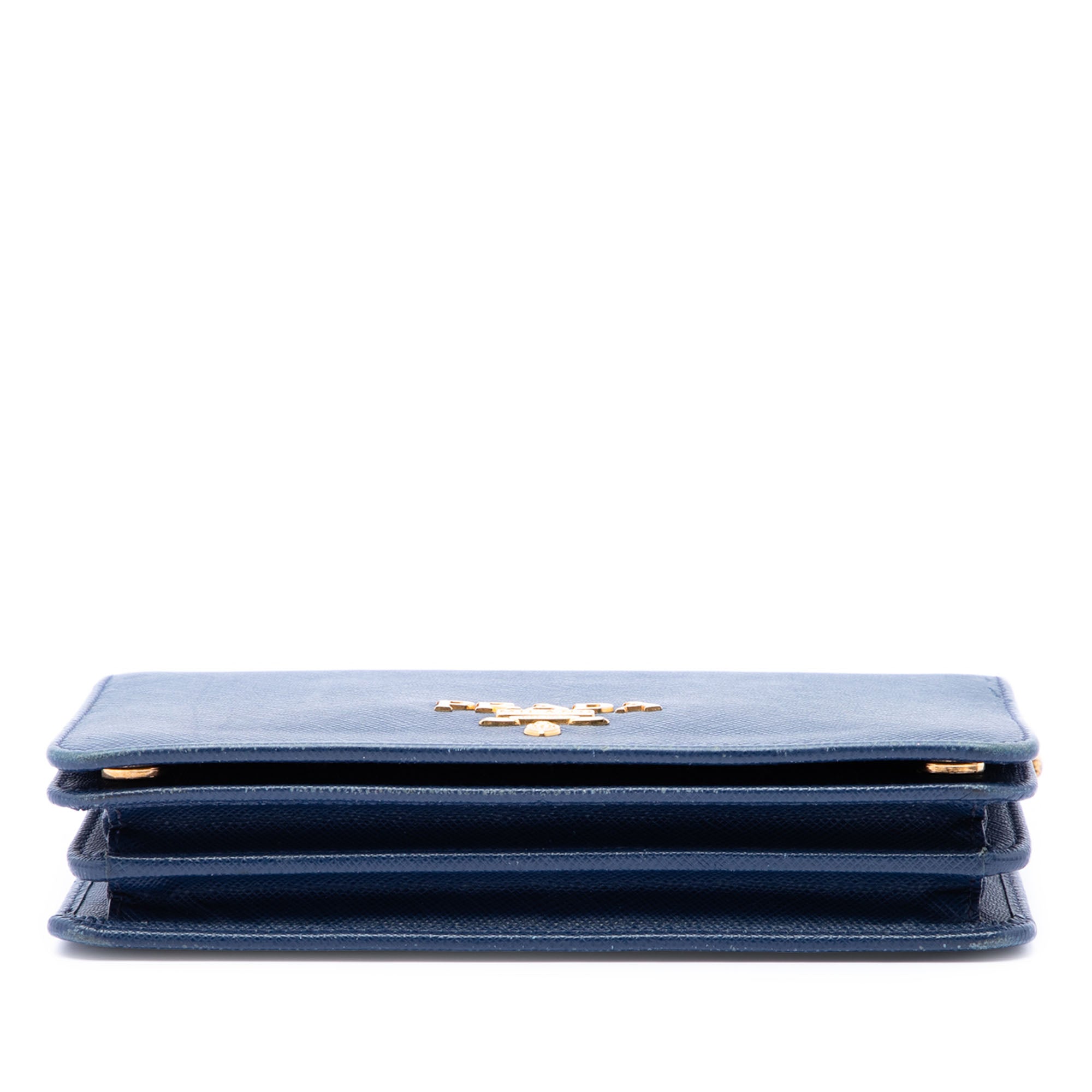 Saffiano Lux Wallet on Chain - Image 3