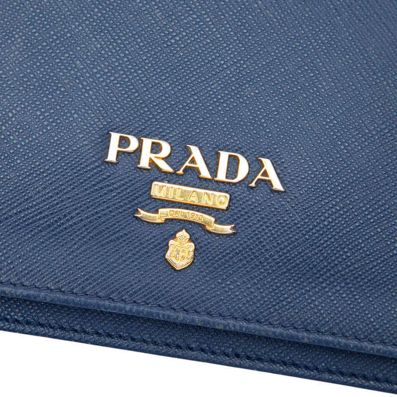 Saffiano Lux Wallet on Chain - Image 5
