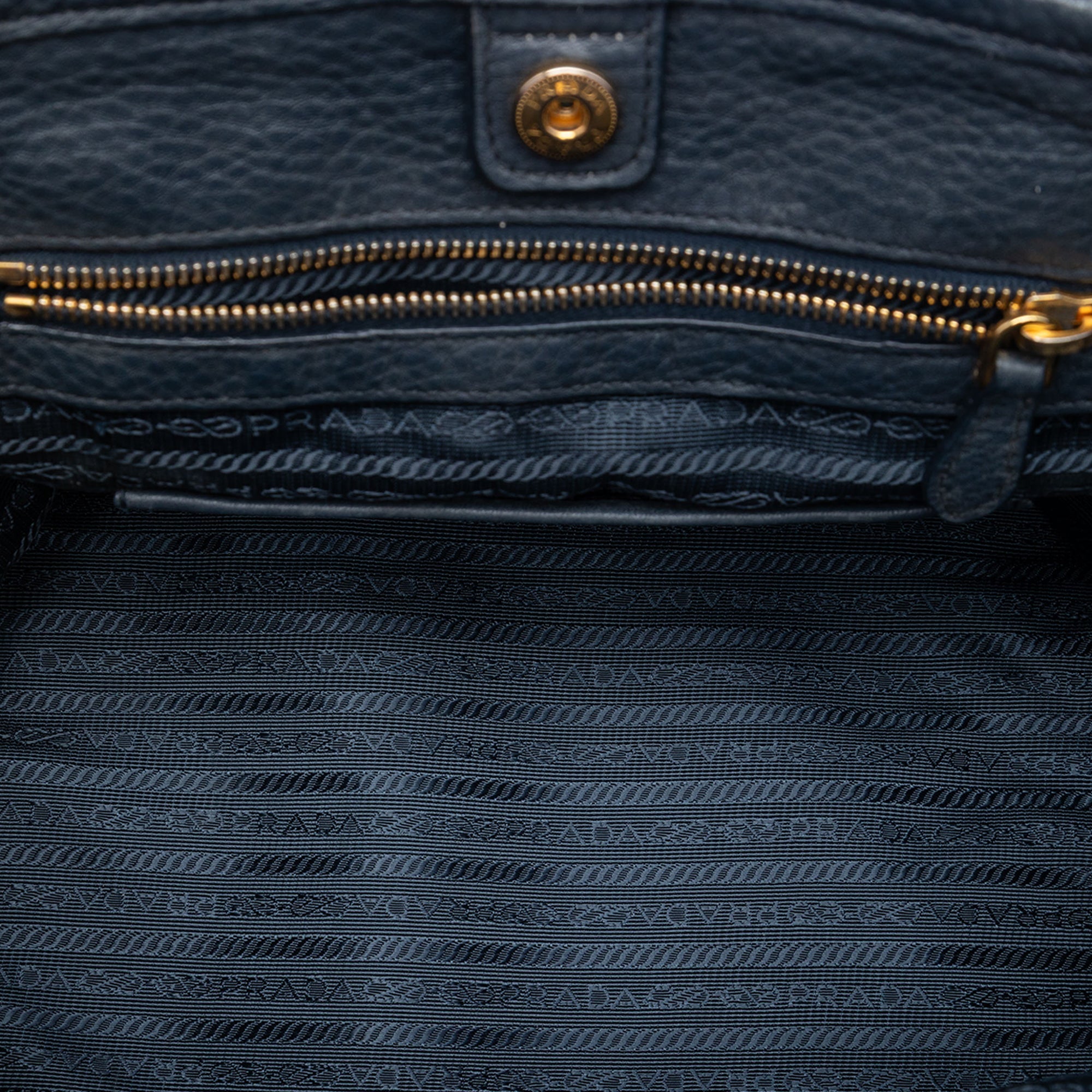 Vitello Daino Trimmed Tessuto Satchel - Image 4