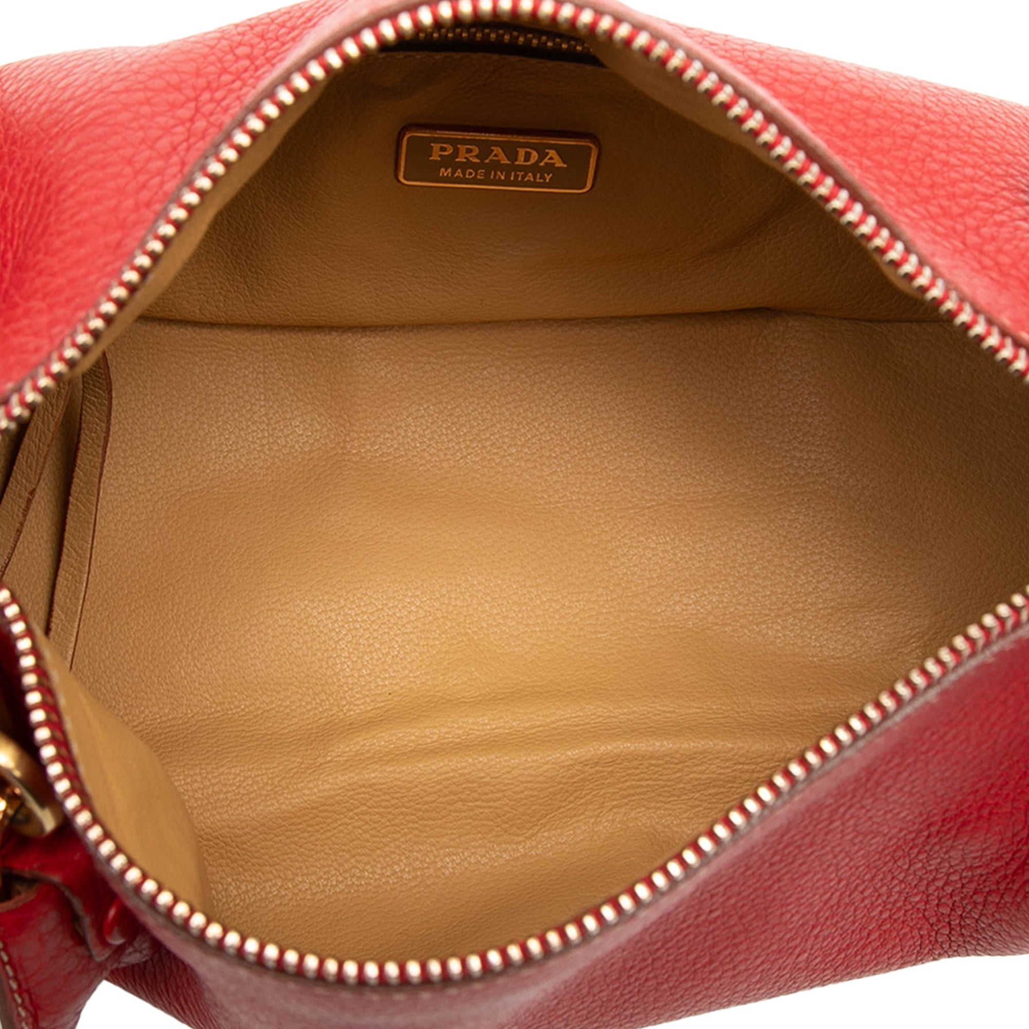 Vitello Daino Shoulder Bag - Image 4