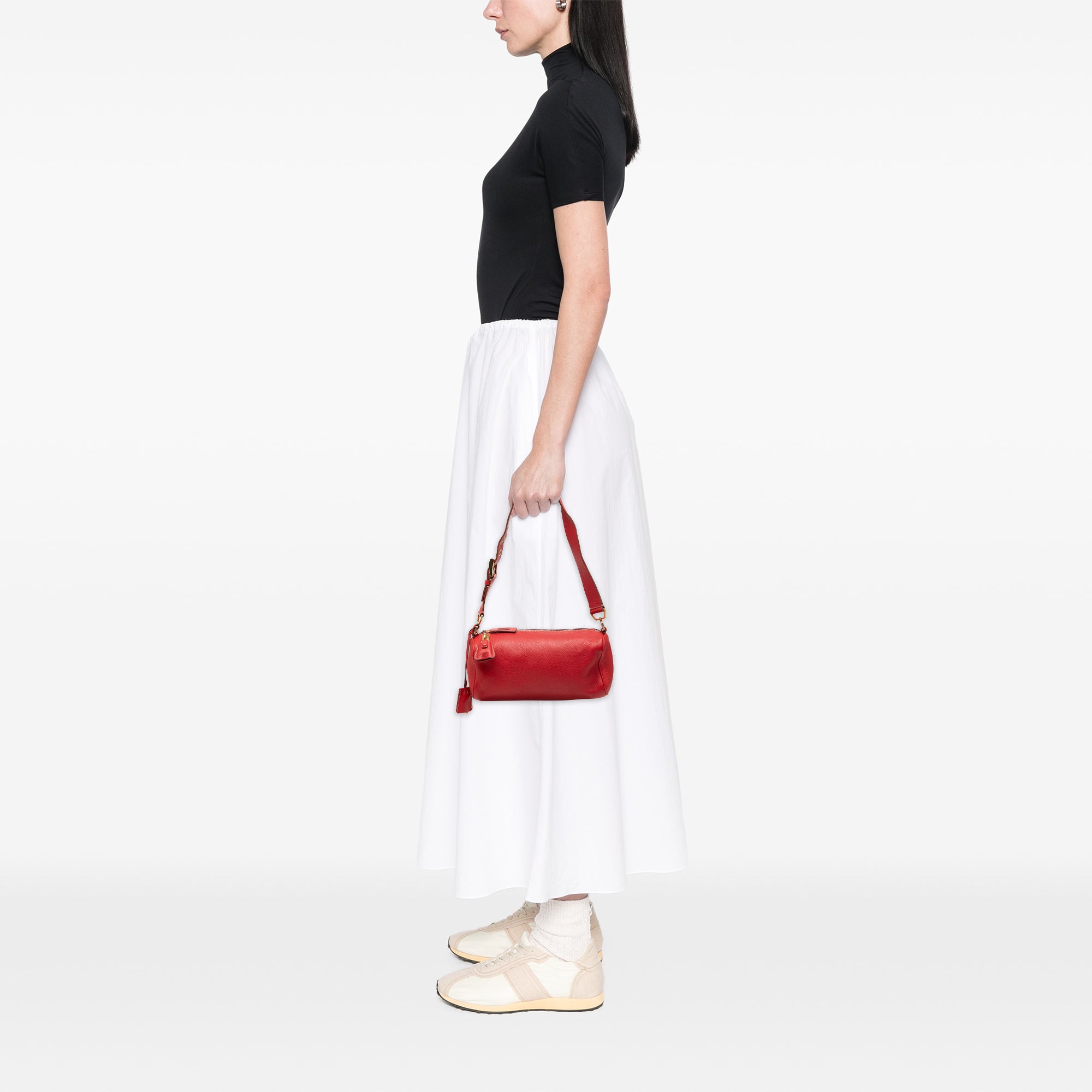 Vitello Daino Shoulder Bag - Image 6
