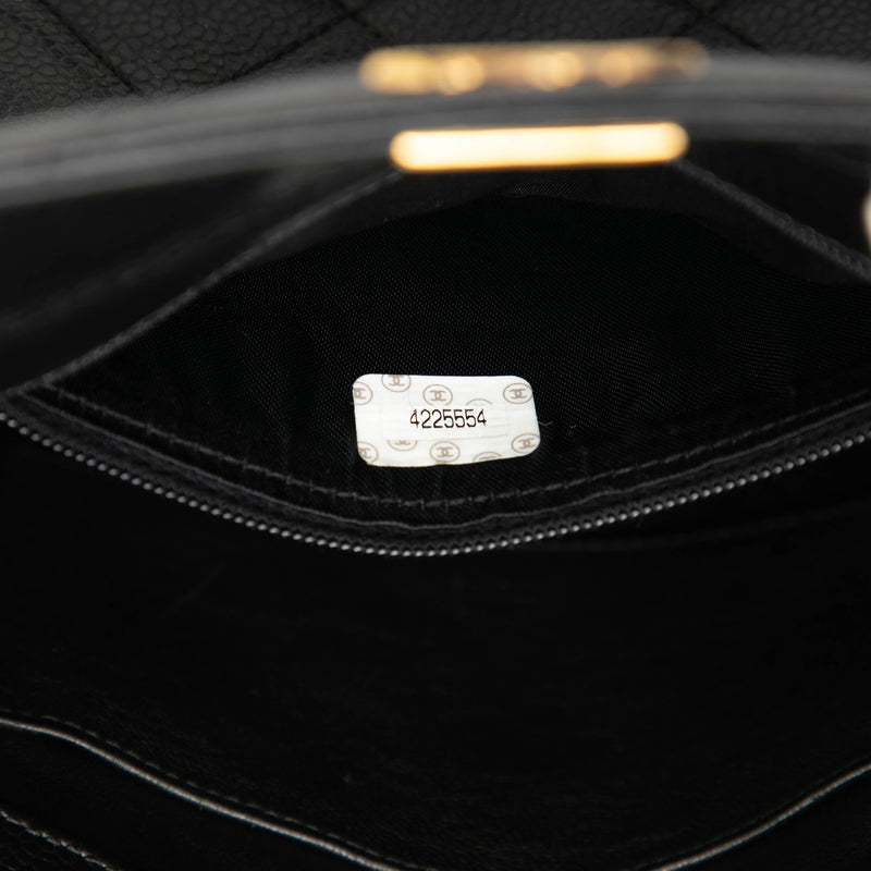 CC Quilted Caviar Carved Buckle Box Bag - Image 6