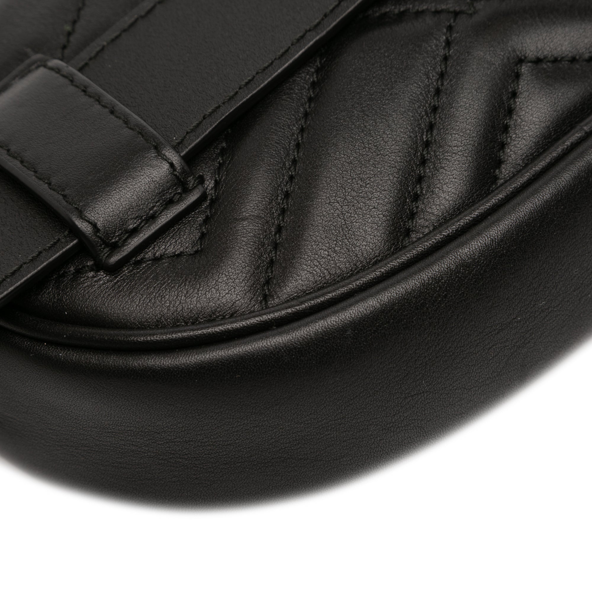 GG Marmont Matelasse Leather Belt Bag - Image 9