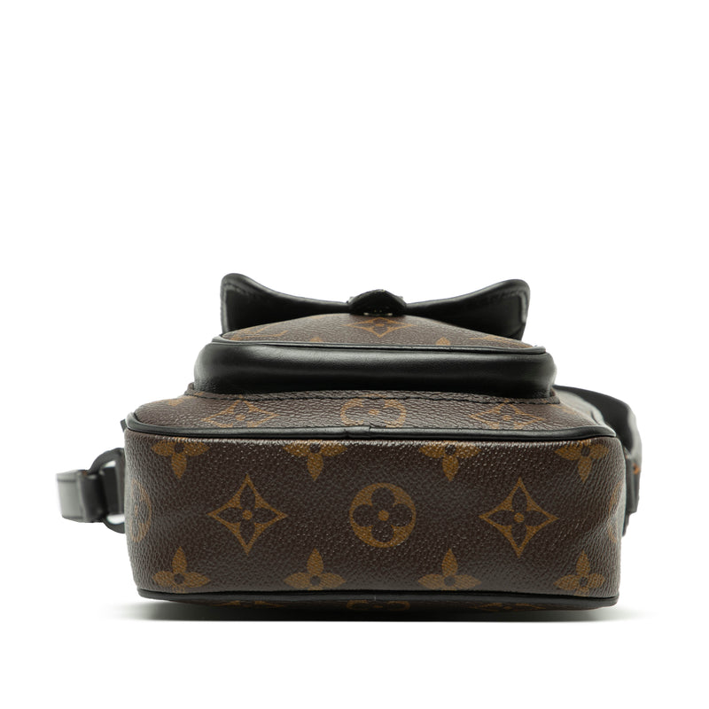 Monogram Macassar Christopher Wearable - Image 3