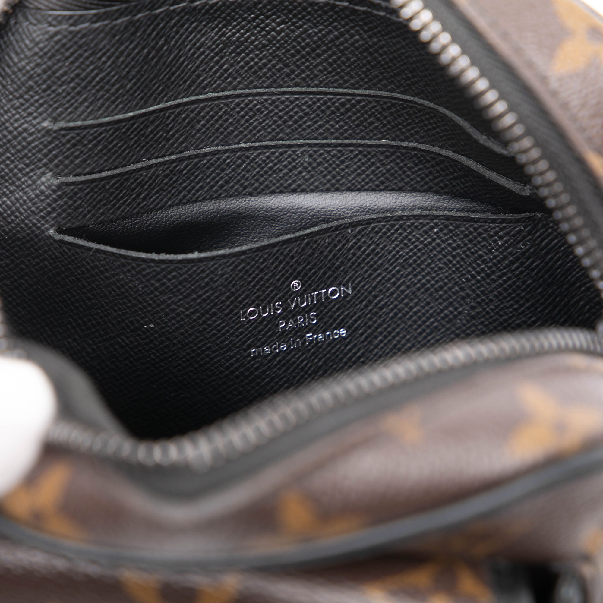 Monogram Macassar Christopher Wearable - Image 5