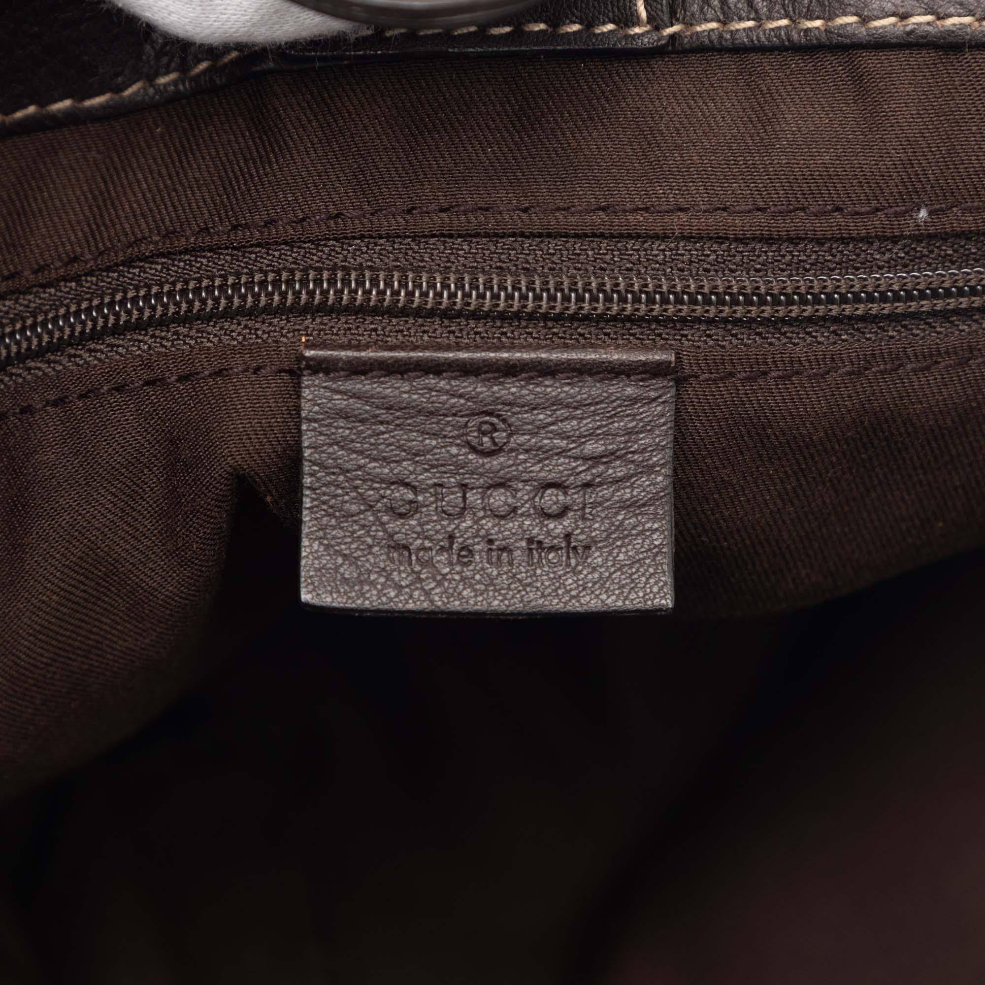 GG Canvas Abbey D Ring Handbag - Image 5