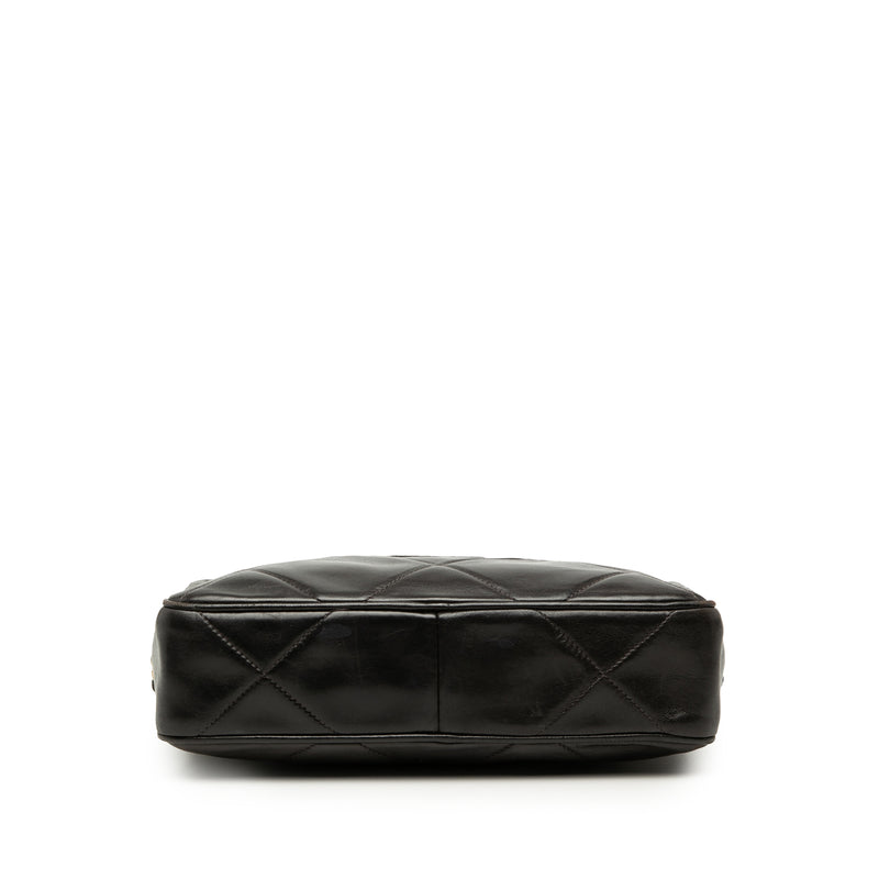 CC Diamond Quilted Lambskin Tassel Camera Bag - Image 3
