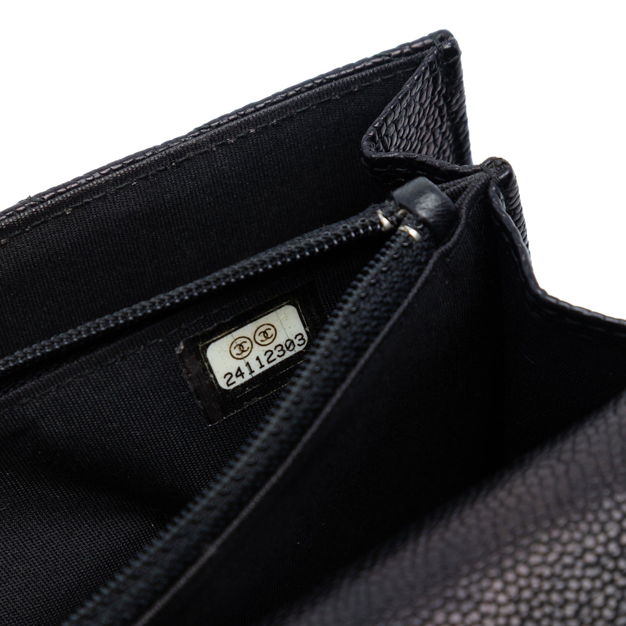 CC Chevron Caviar Square Wallet On Chain - Image 6