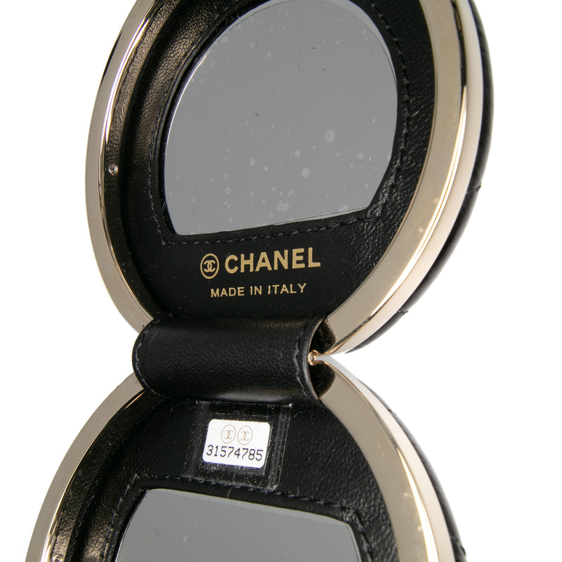 Quilted Patent Round Mirror Chain Necklace - Image 5