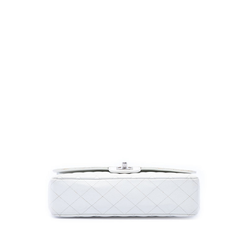 Medium Classic Caviar Double Flap - Image 3