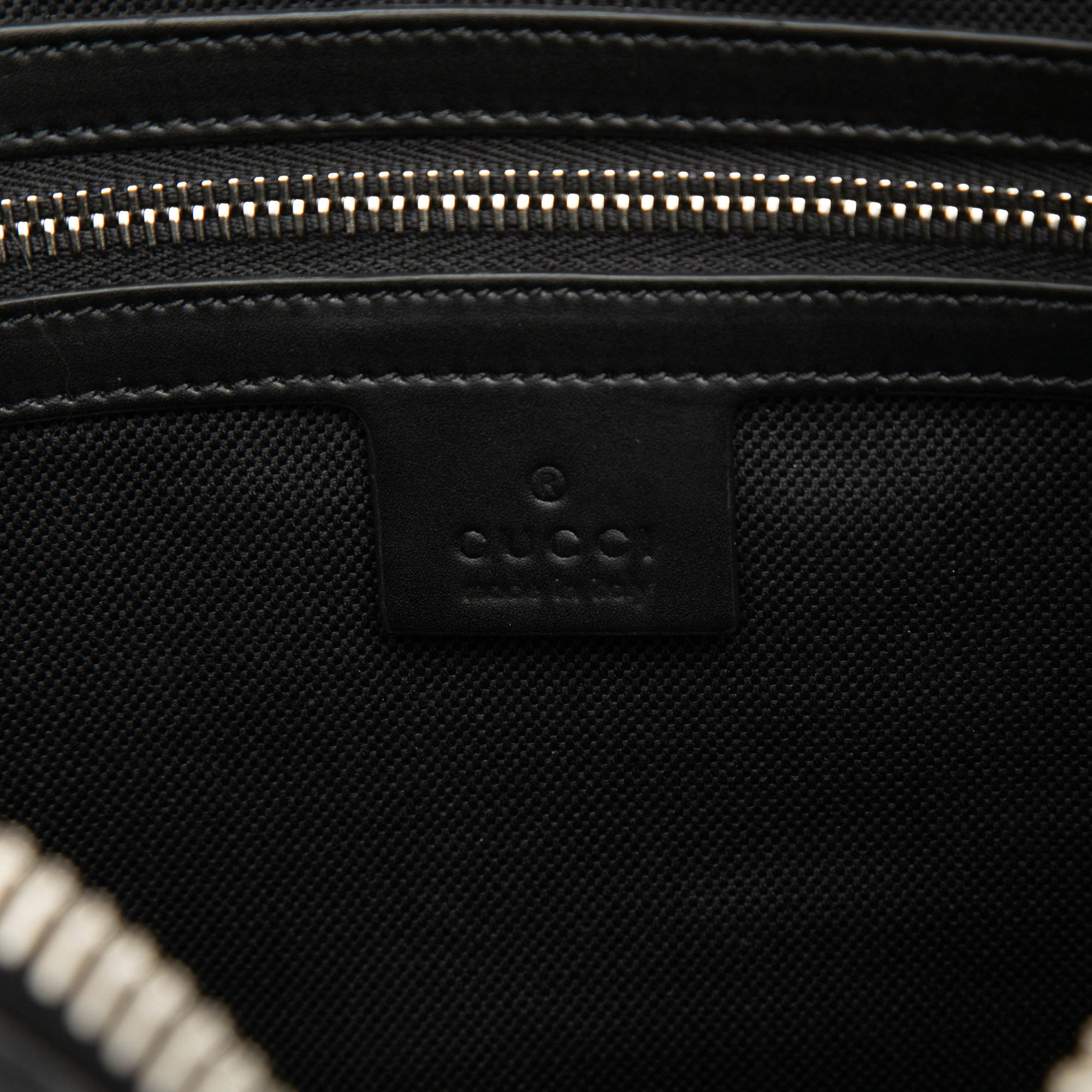 GG Supreme Web Crossbody - Image 5
