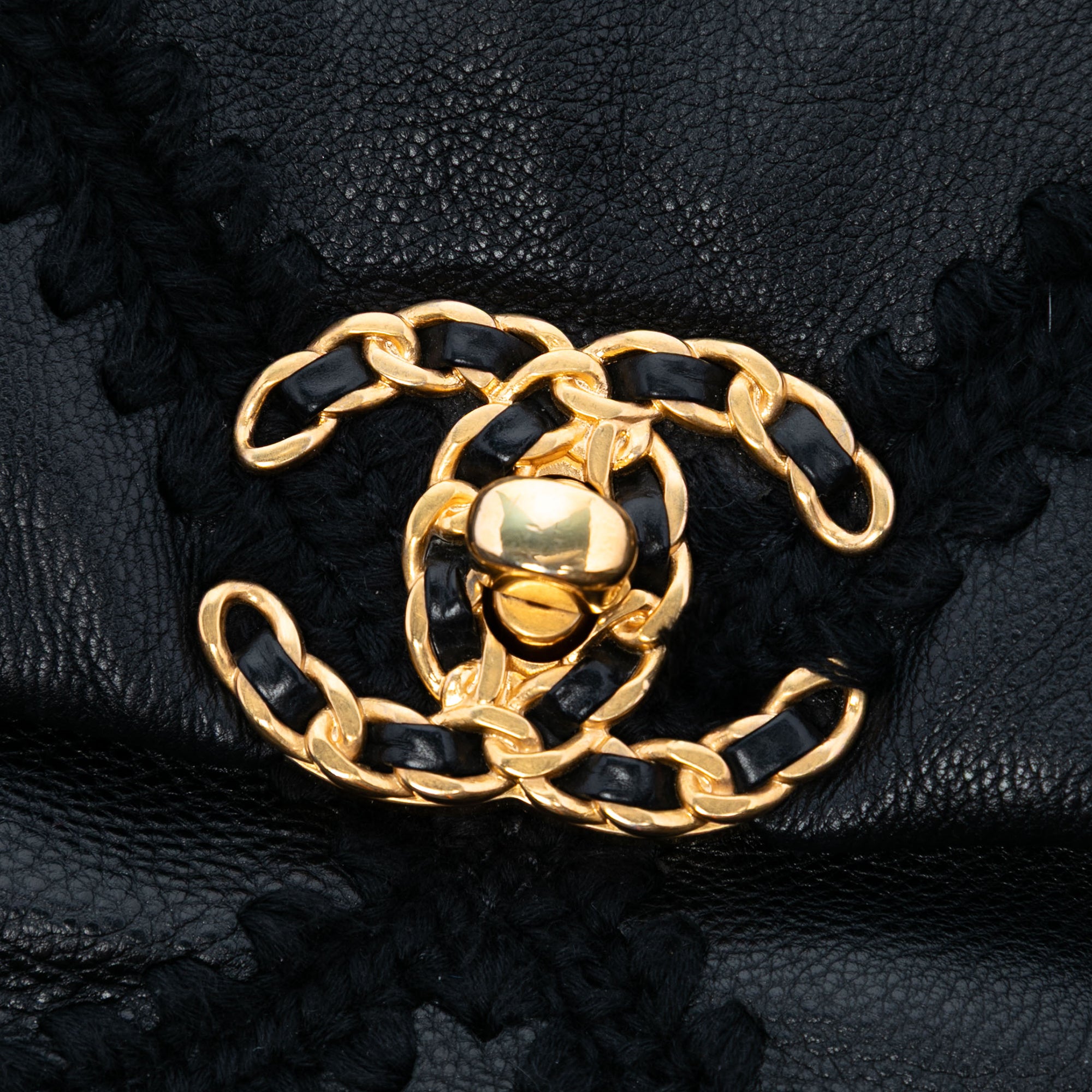 Medium Crochet Calfskin 19 Flap - Image 5