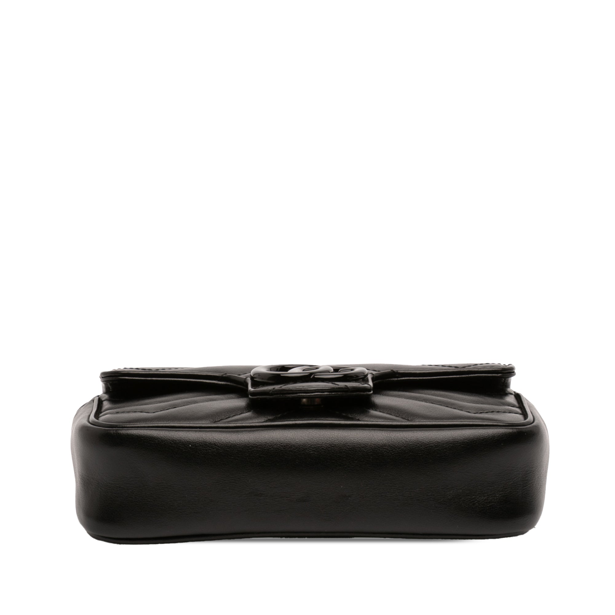 Mini GG Marmont Matelasse Calfskin Monochrome Flap Crossbody - Image 3