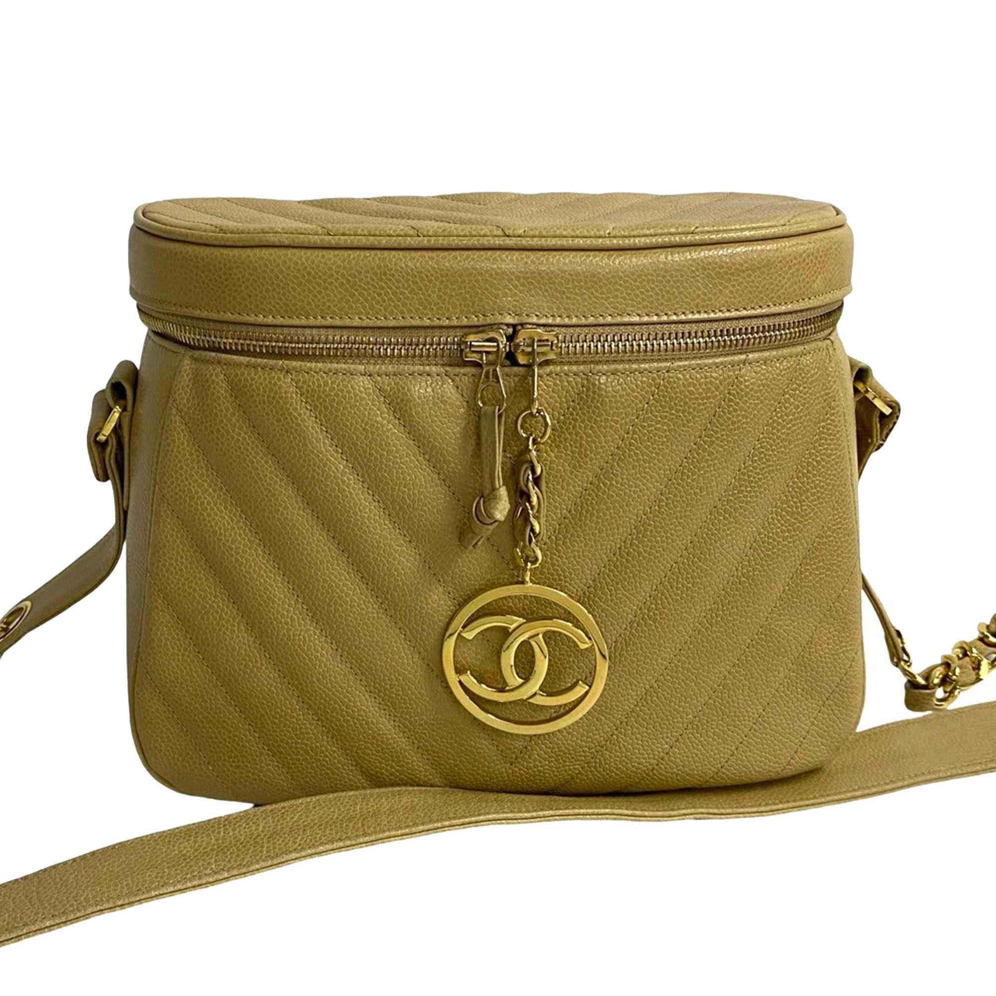CC Chevron Caviar Vanity Case with Chain - Image 1