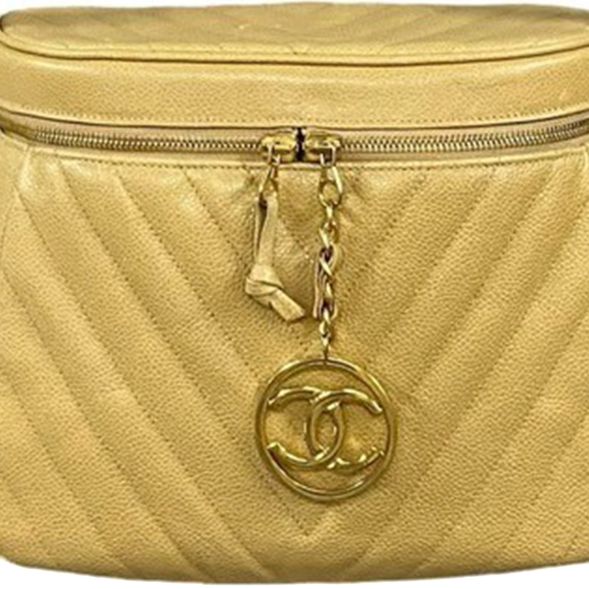 CC Chevron Caviar Vanity Case with Chain - Image 16