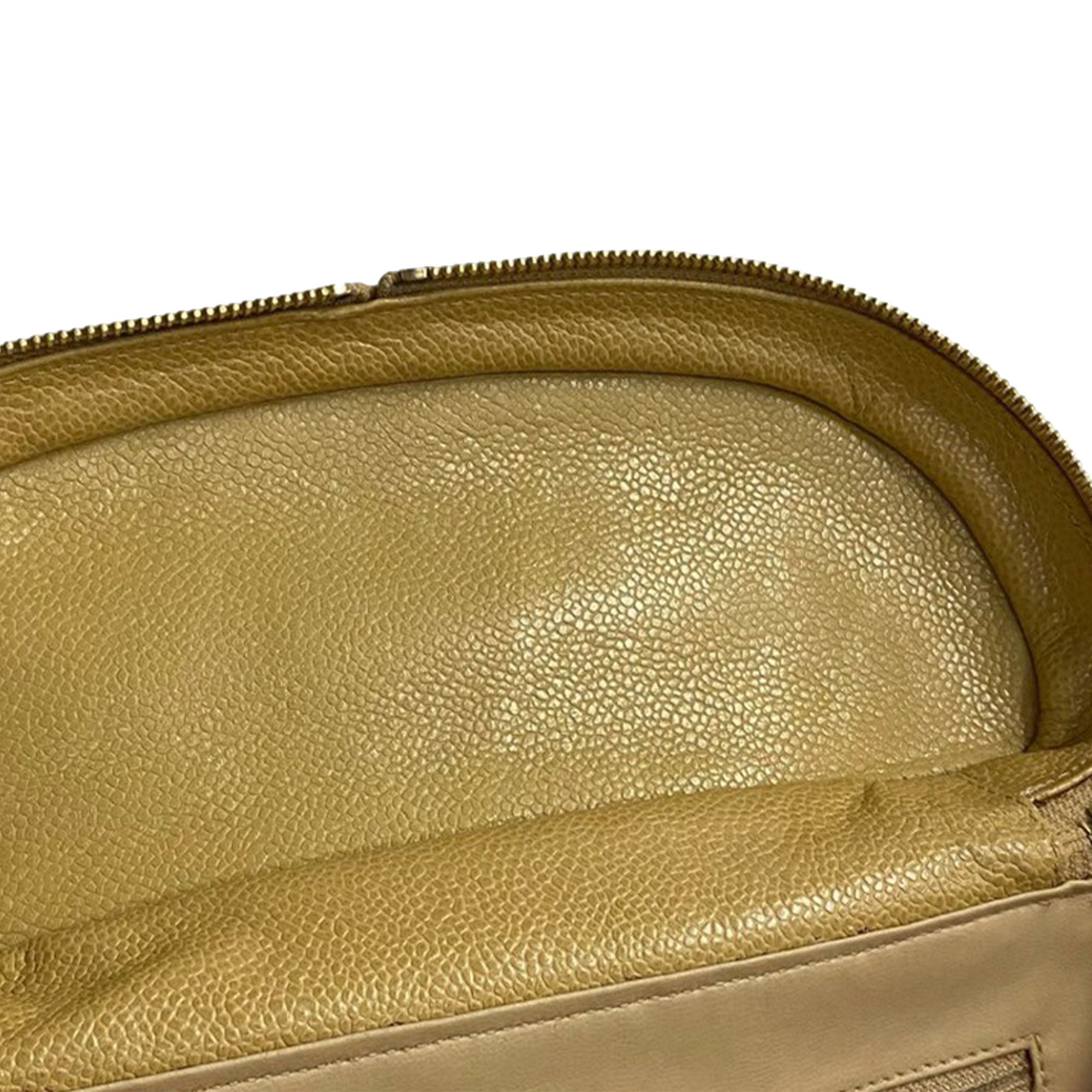 CC Chevron Caviar Vanity Case with Chain - Image 17