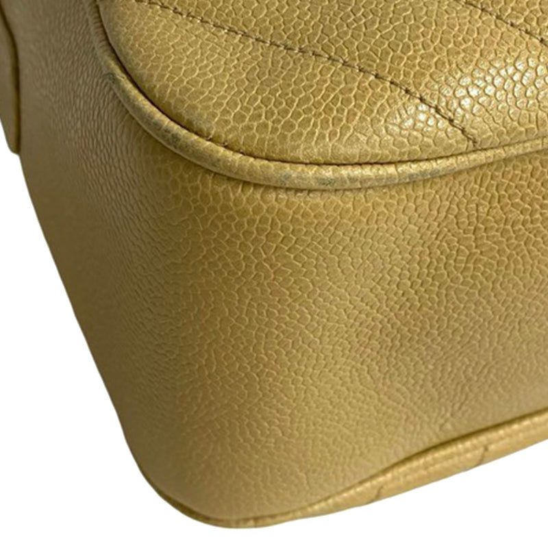 CC Chevron Caviar Vanity Case with Chain - Image 18