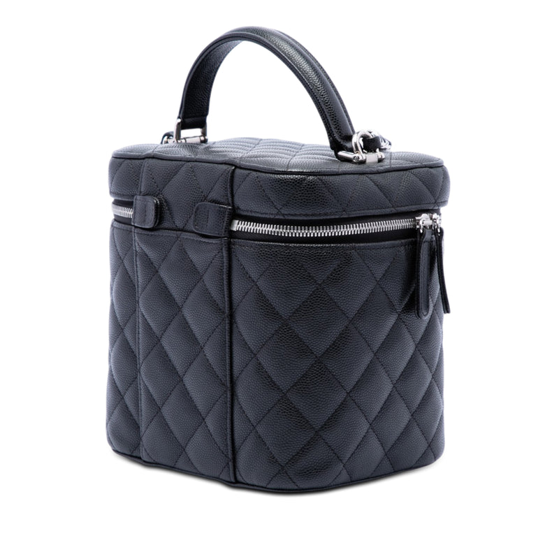 CC Quilted Caviar Top Handle Vanity with Chain - Image 2