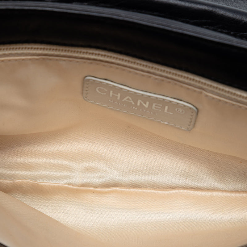 Quilted Lambskin Reissue East West Flap - Image 4