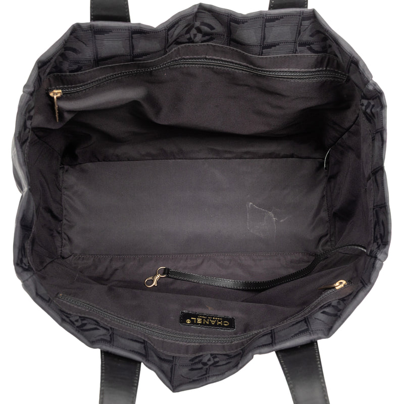 New Travel Line Nylon Tote - Image 4