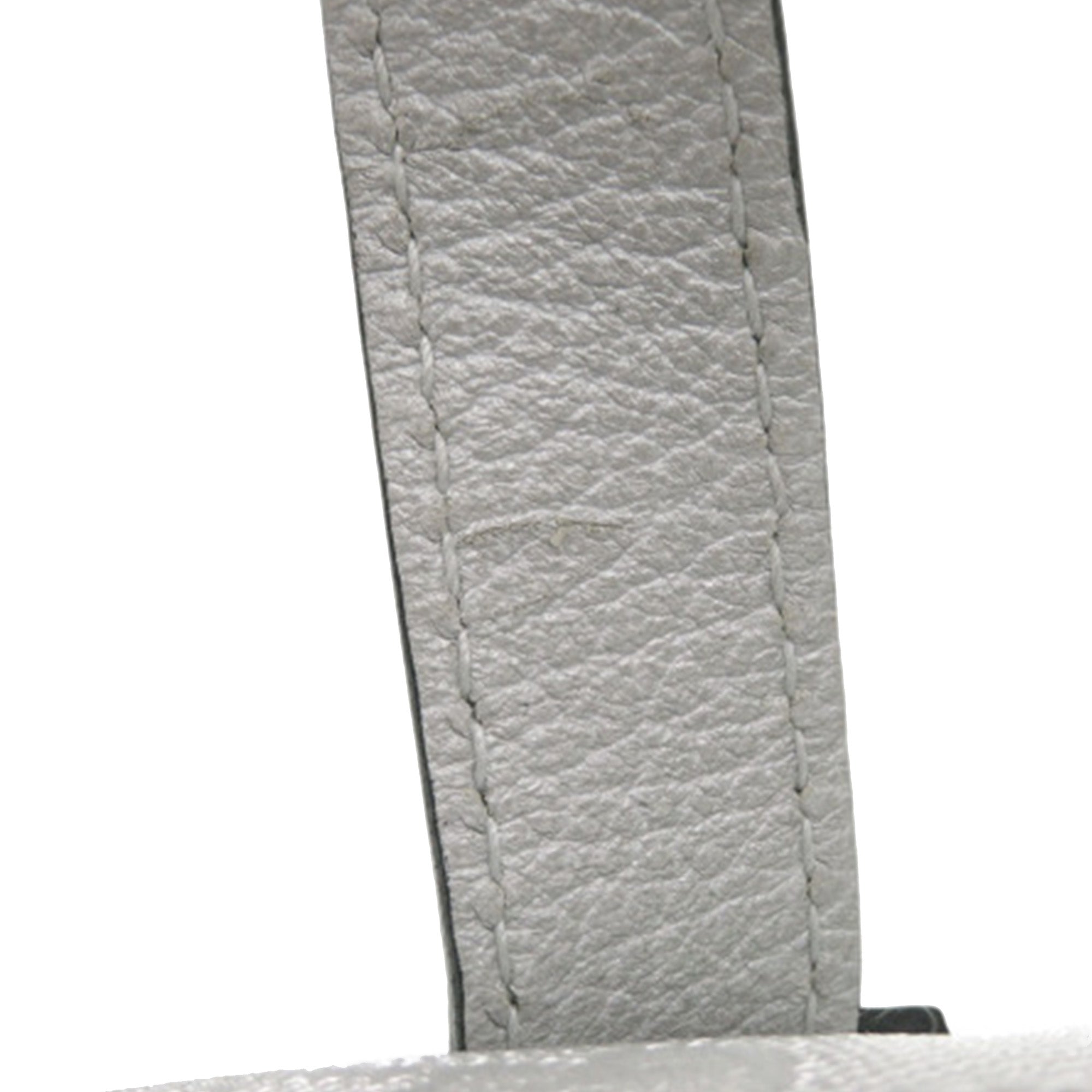 GG Canvas Handbag - Image 13