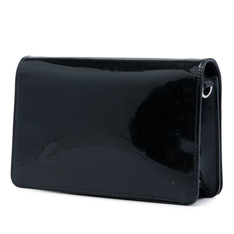 Patent Crystal Embellished Logo Wallet On Chain - Image 2