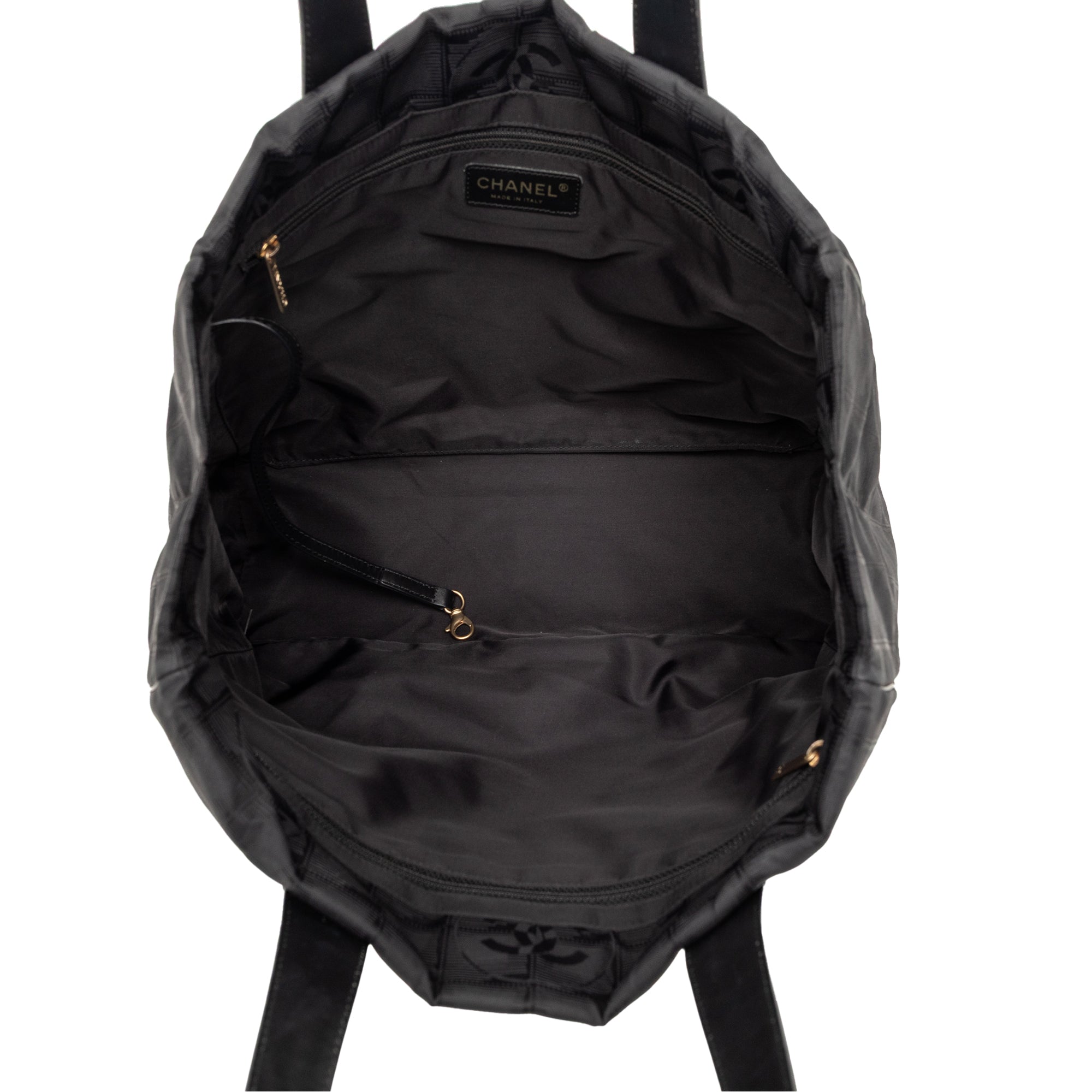 New Travel Line Nylon Tote - Image 4
