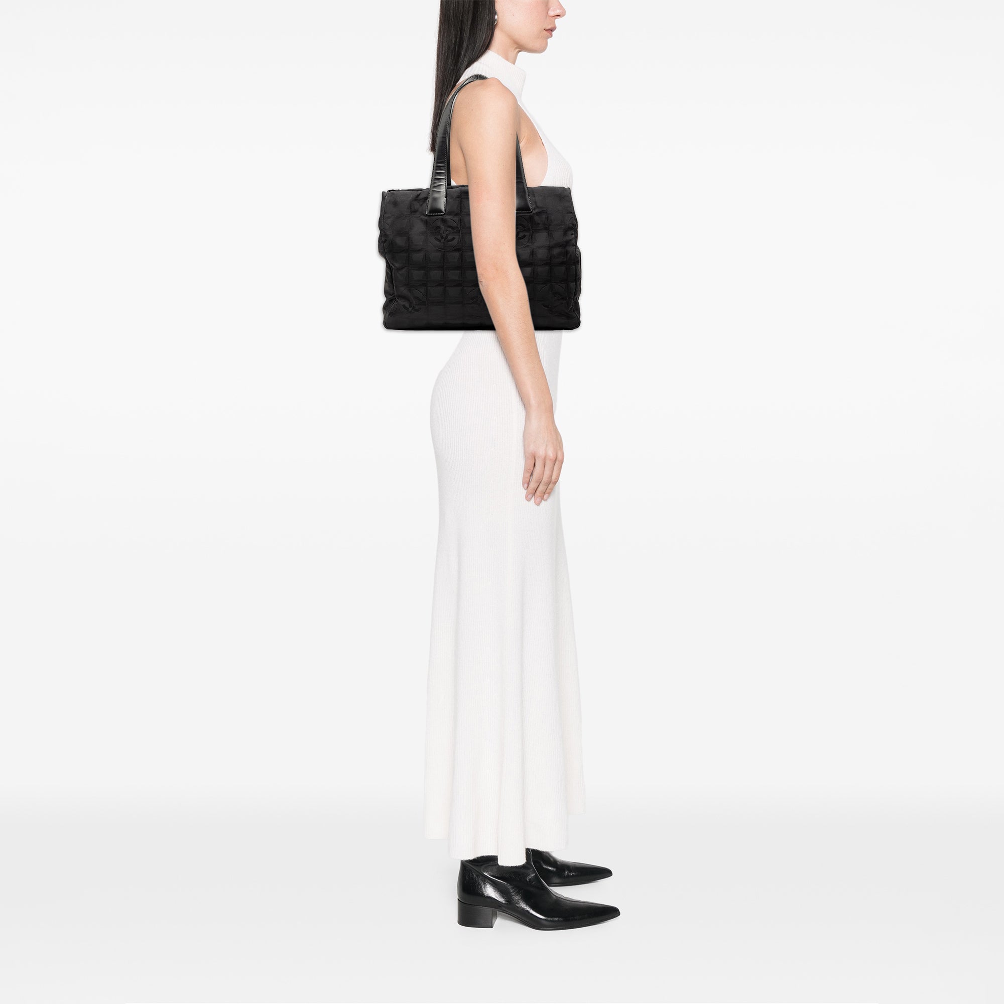 New Travel Line Nylon Tote - Image 7
