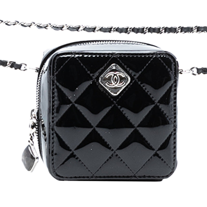 CC Quilted Patent Diamond Resin Clutch With Chain - Image 7
