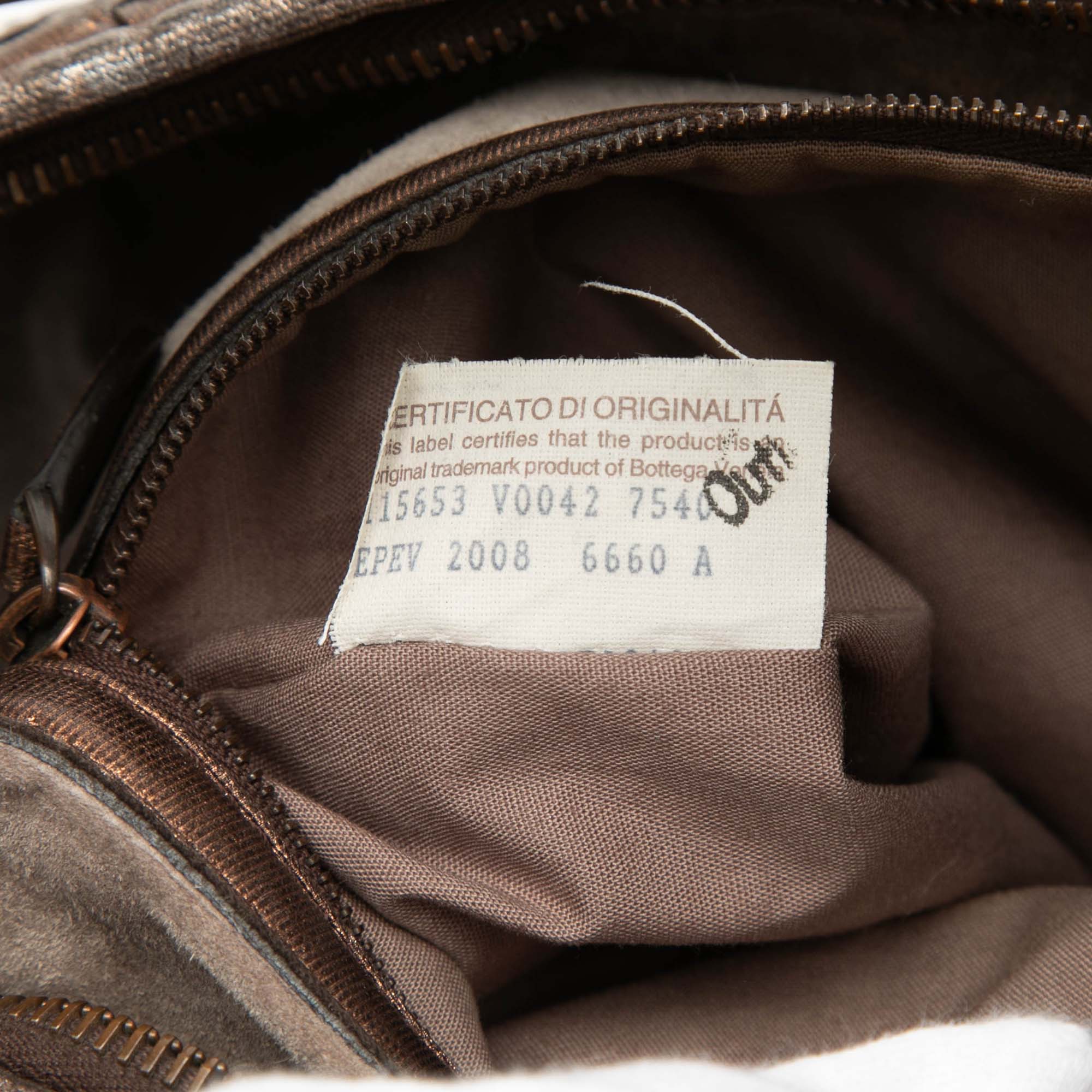 Small Metallic Nappa Intrecciato Veneta Hobo - Image 6