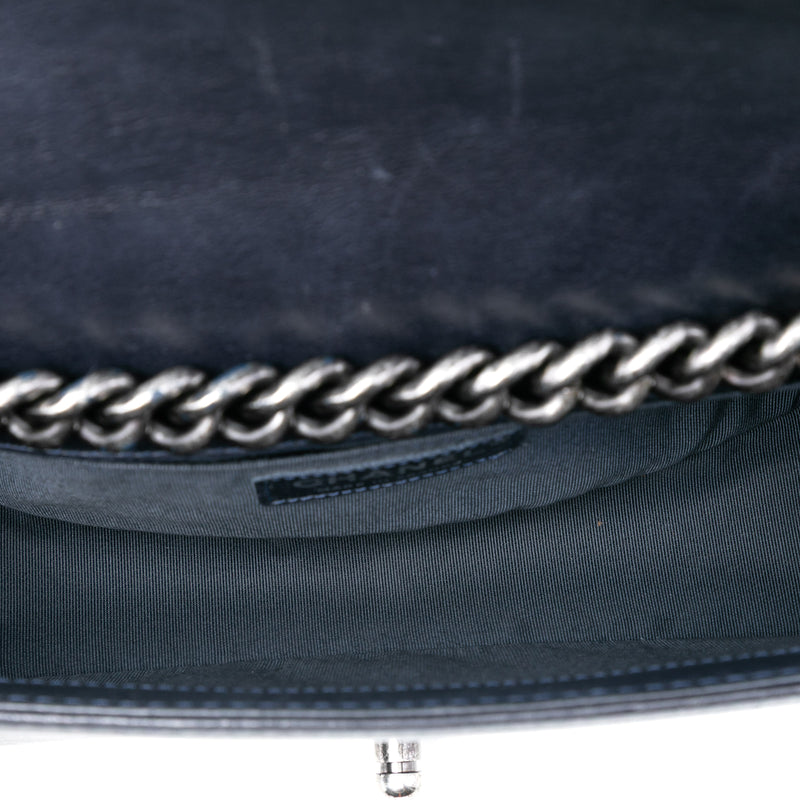 Old Medium Quilted Calfskin Whipstitch Chain Around Boy Top Handle Flap - Image 4