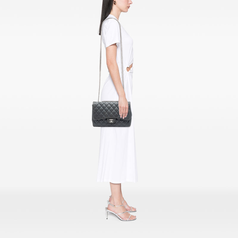Jumbo Classic Lambskin Bijoux Chain Single Flap - Image 6