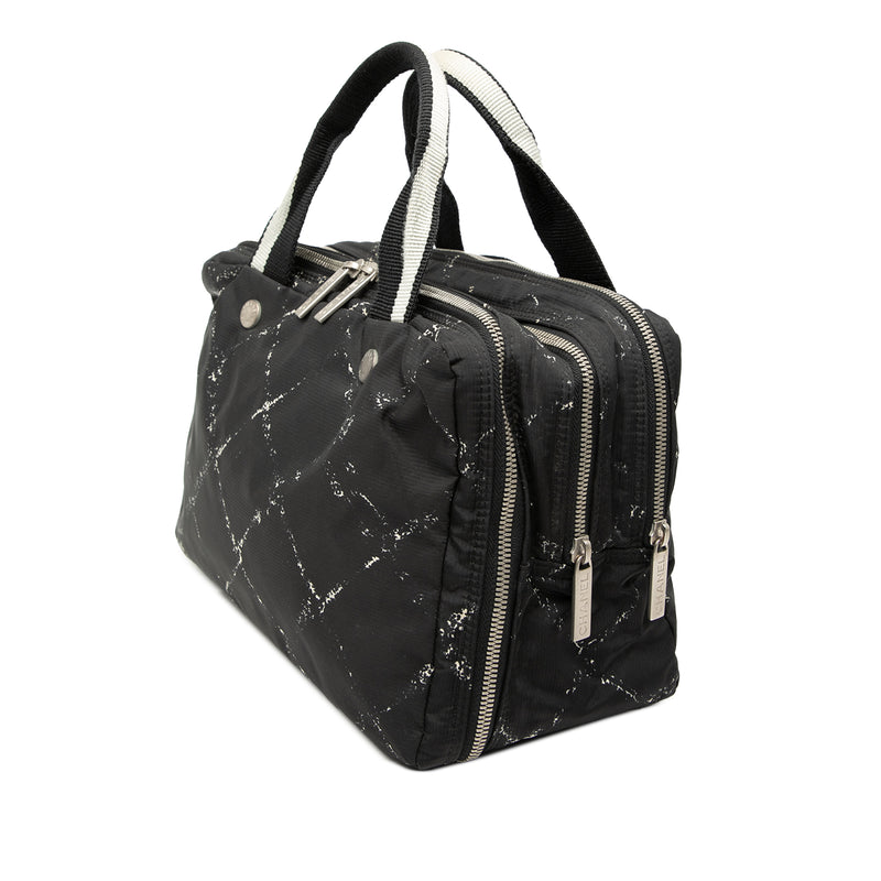 Old Travel Line Nylon Handbag - Image 2