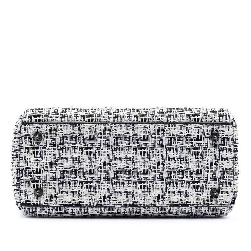Medium Tweed Lady Dior - Image 3