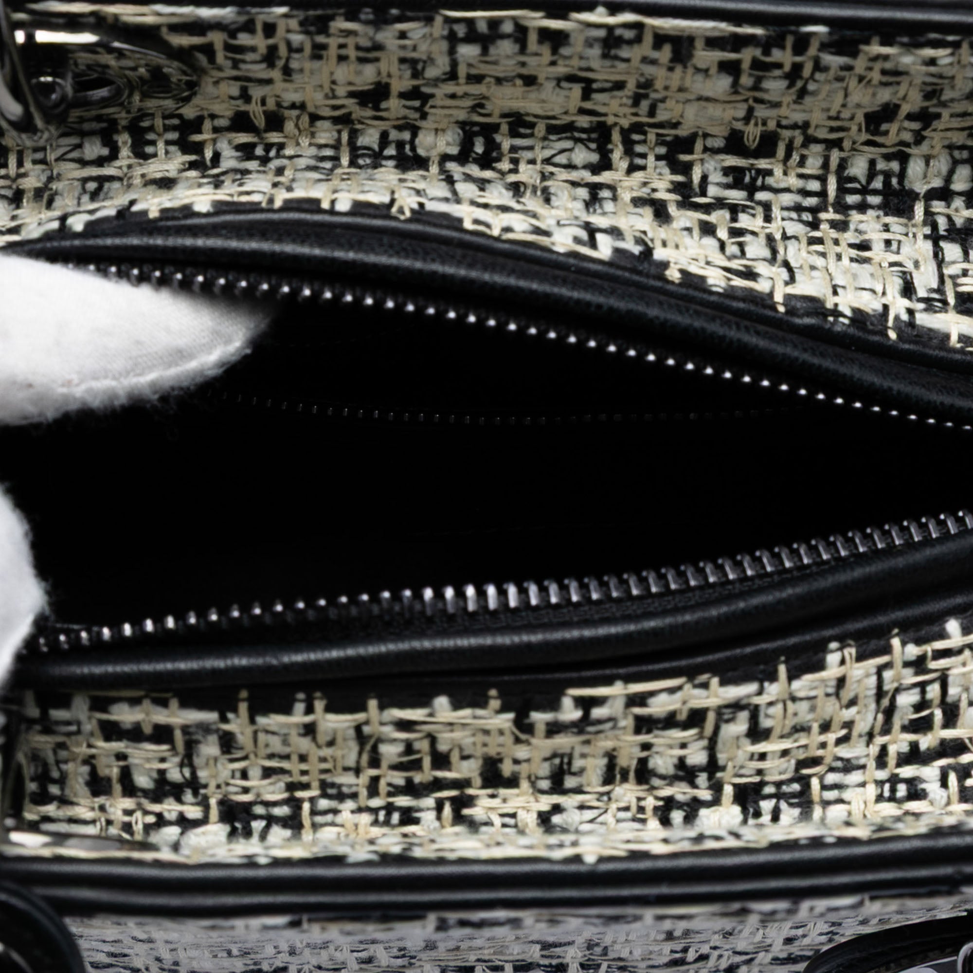 Medium Tweed Lady Dior - Image 4
