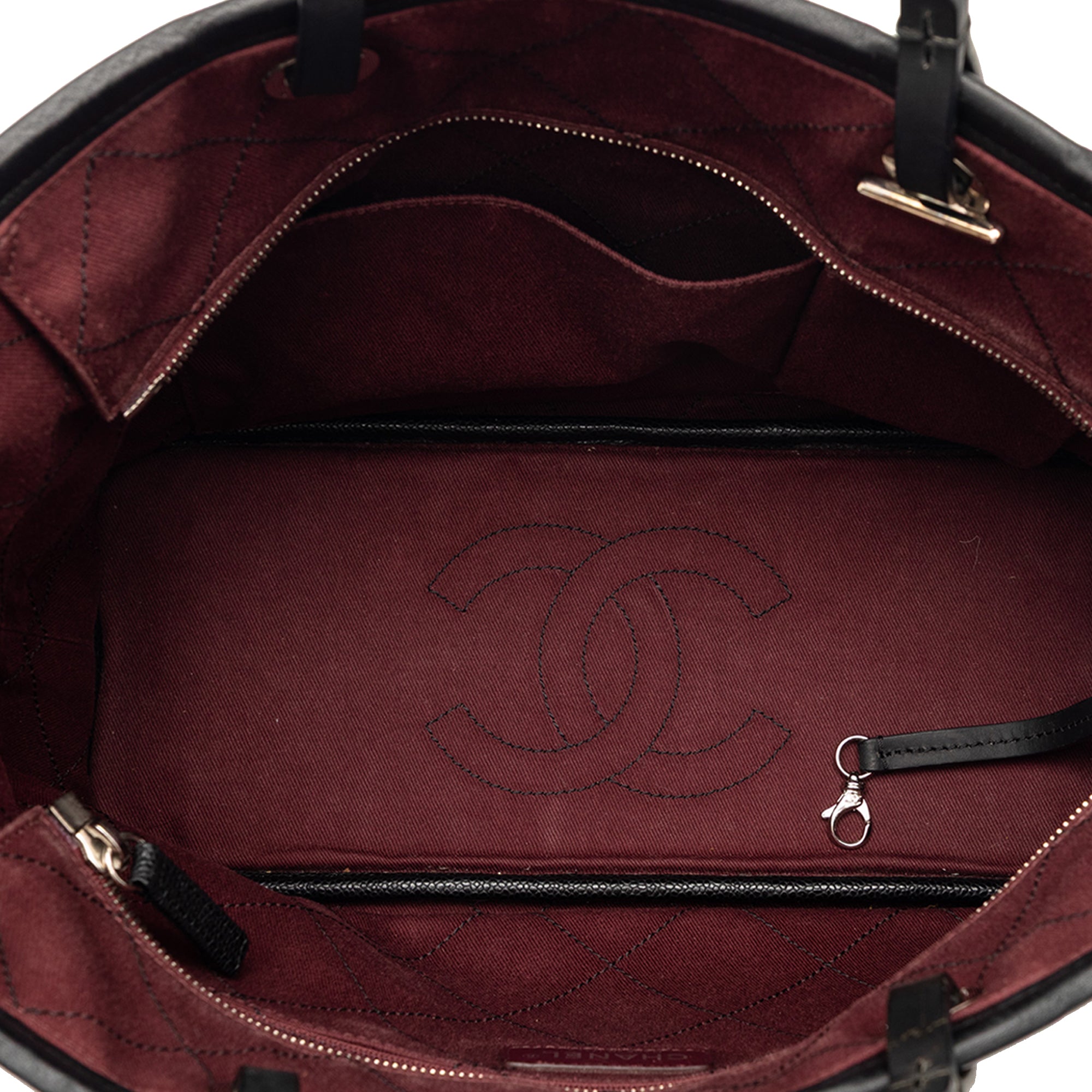 CC Caviar Wild Stitch On the Road Tote - Image 4
