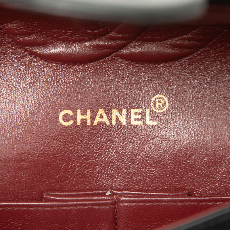 Medium Classic Lambskin Double Flap - Image 5