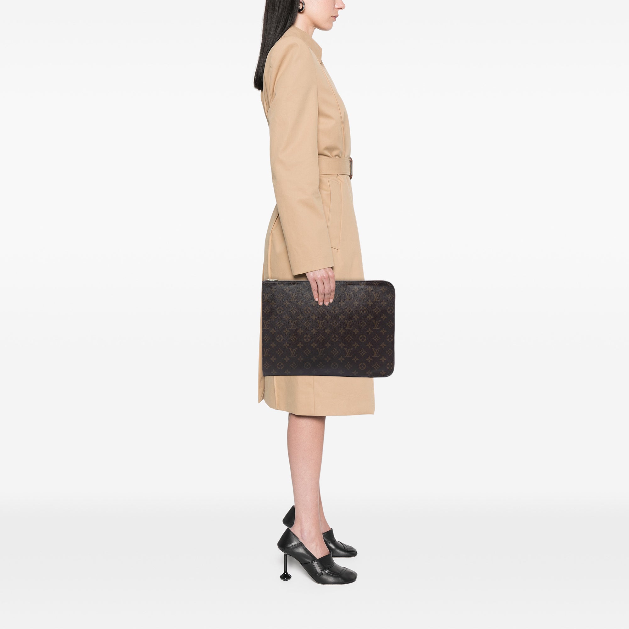 Monogram Poche Documents Portfolio - Image 6