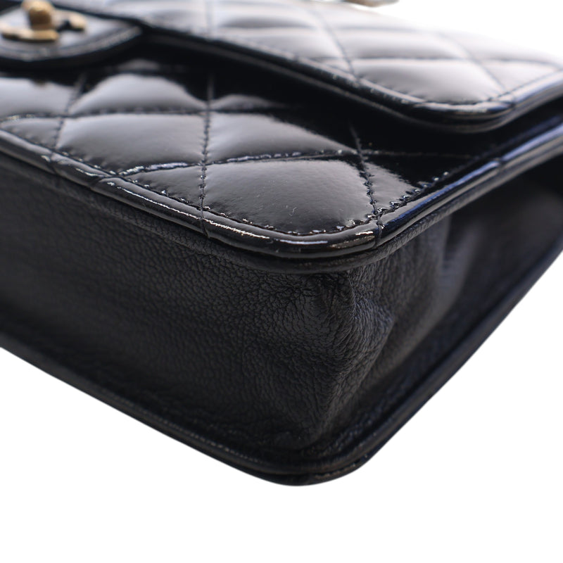 Quilted Patent and Goatskin CC Eyelet Wallet On Chain - Image 11