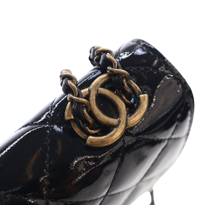 Quilted Patent and Goatskin CC Eyelet Wallet On Chain - Image 8