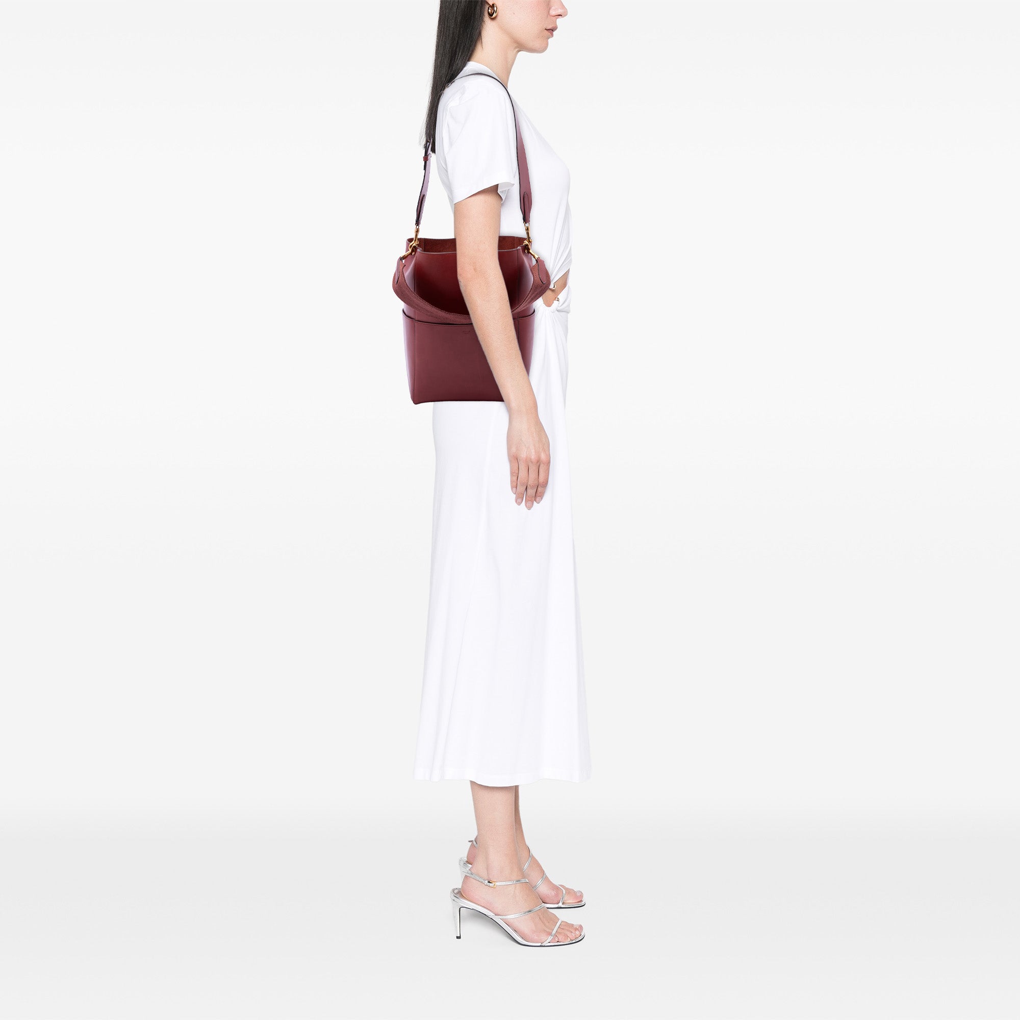 Medium Leather Seau Sangle Bucket Bag - Image 6