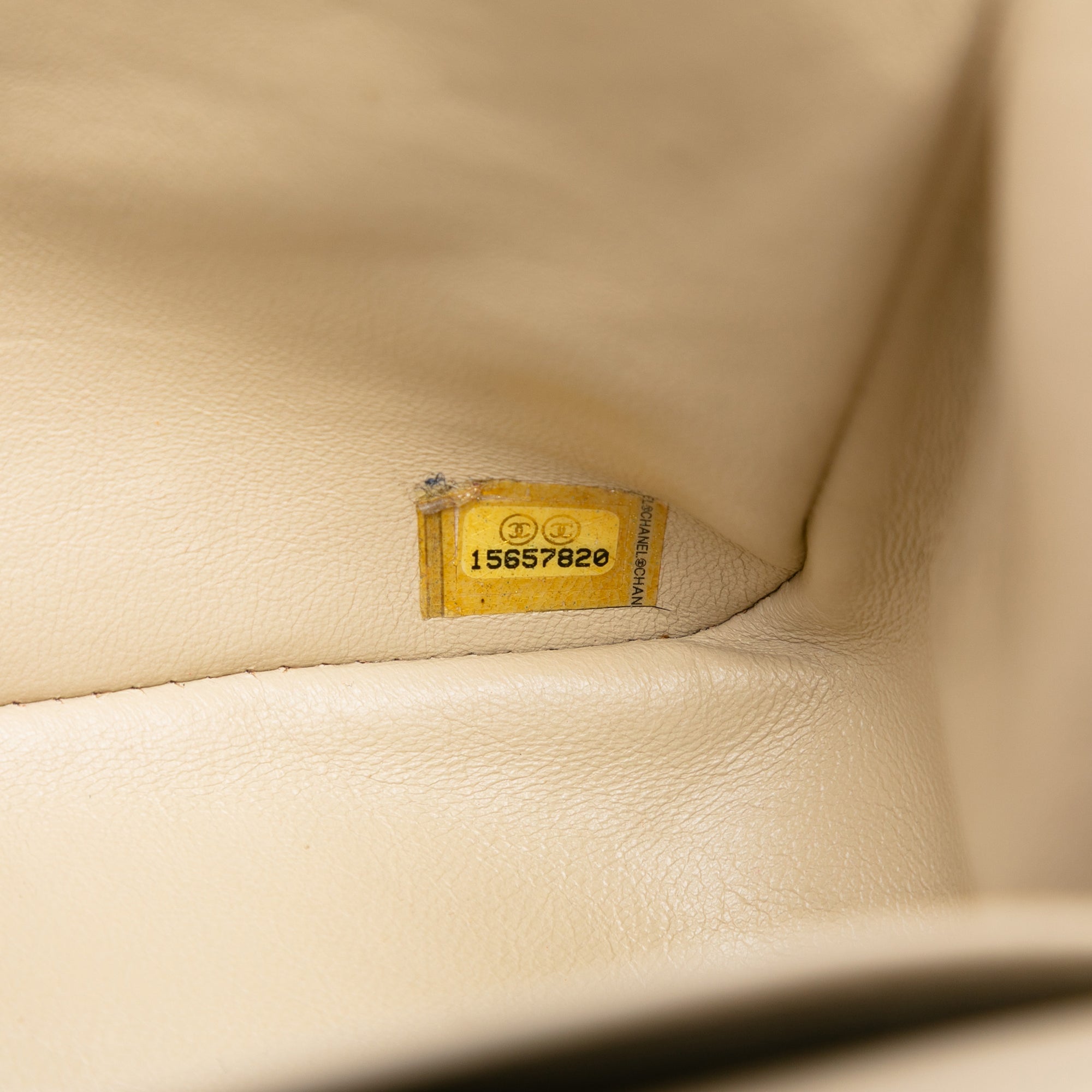 Jumbo Classic Caviar Double Flap - Image 5