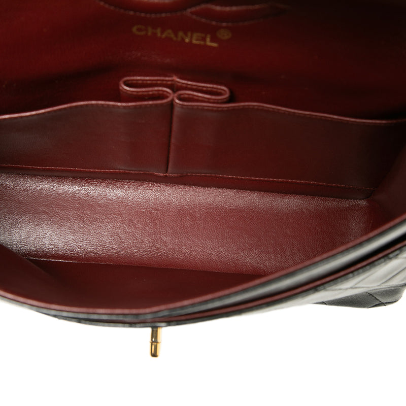 Medium Classic Lambskin Double Flap - Image 4
