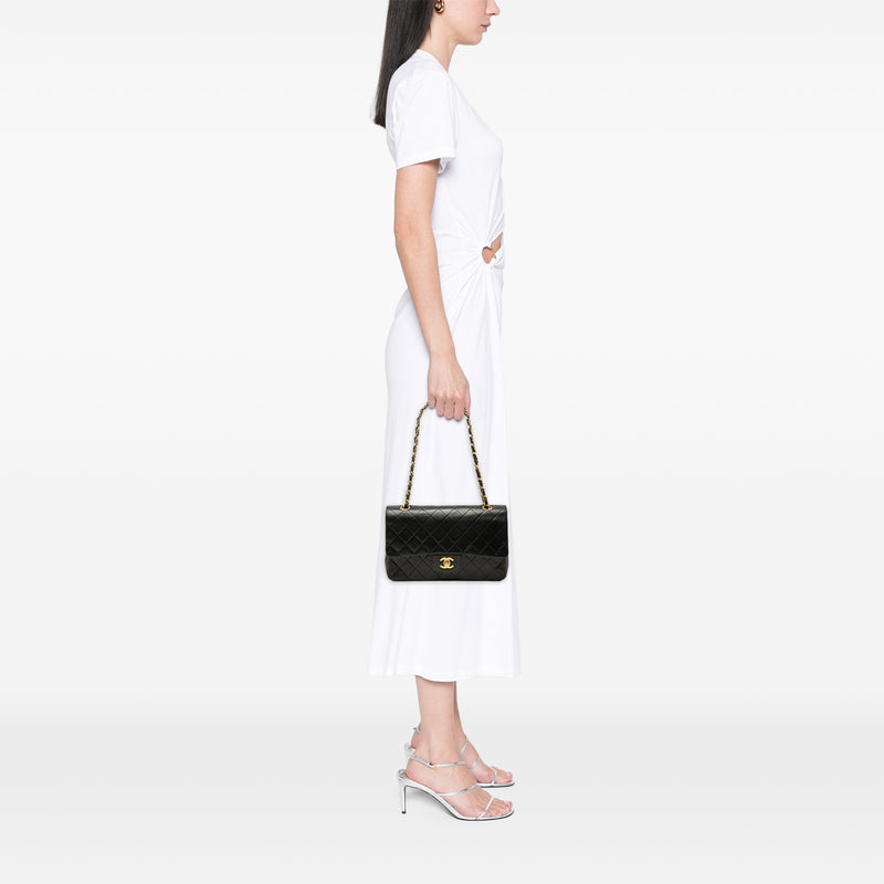 Medium Classic Lambskin Double Flap - Image 6