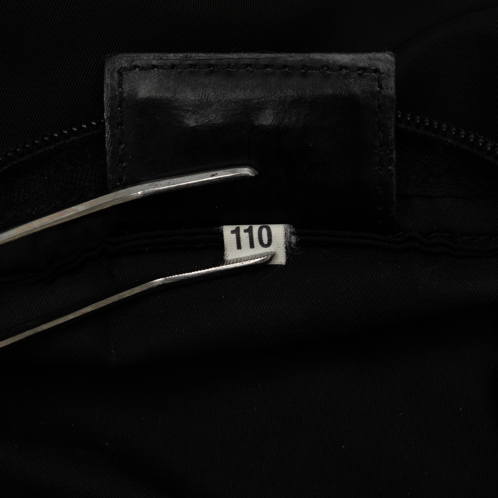Tessuto Zip Top Crossbody - Image 7
