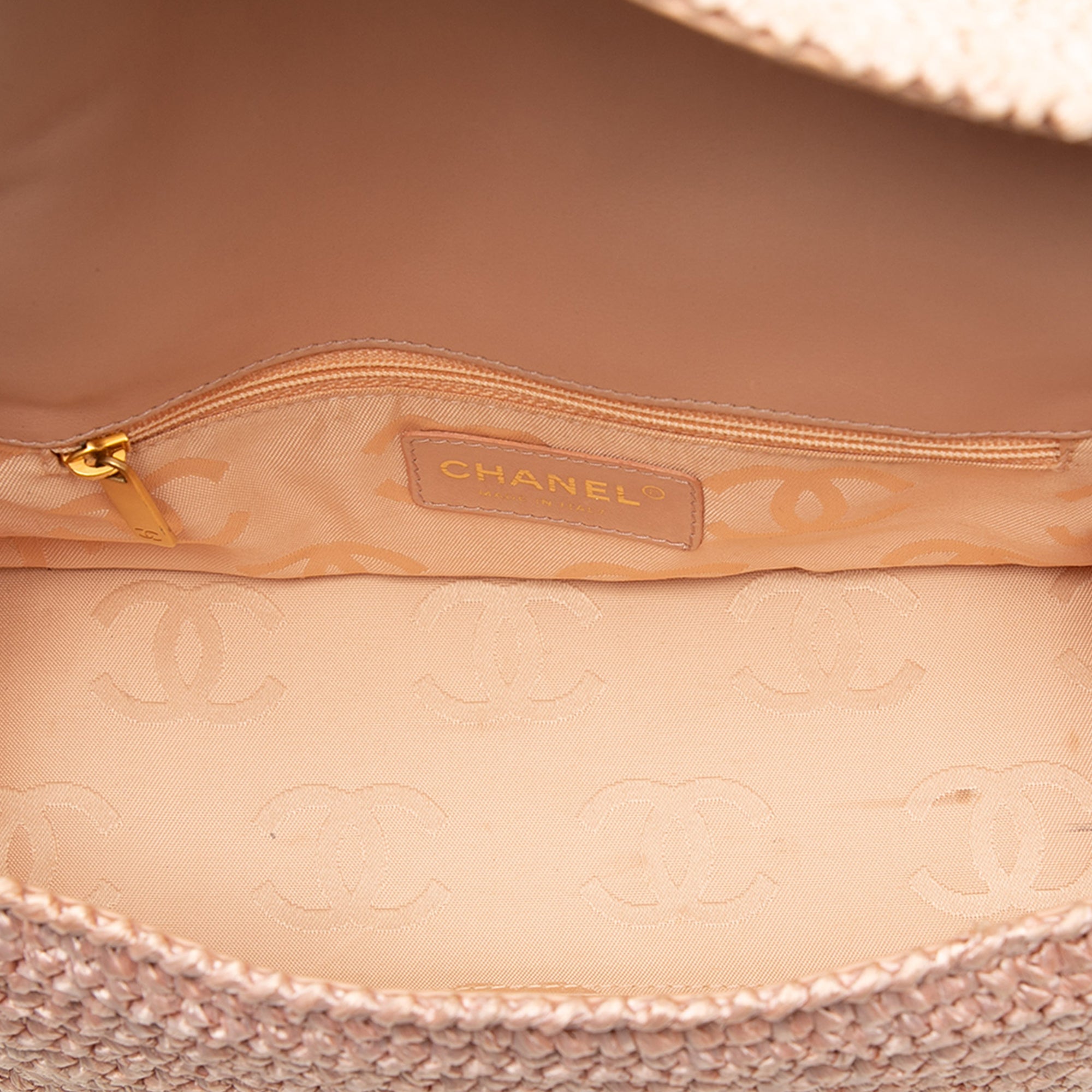 CC Woven Raffia Flap - Image 4