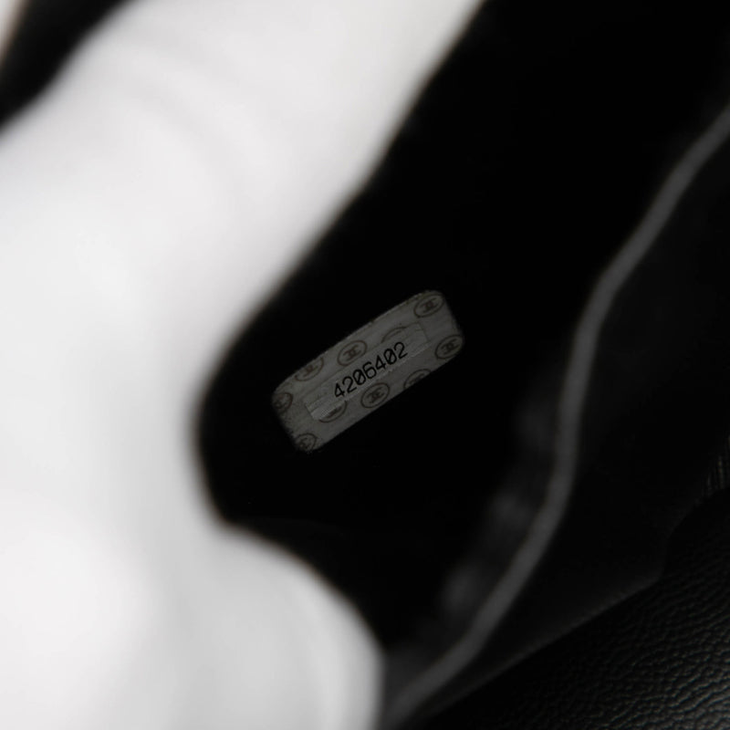 CC Caviar Vanity Bag - Image 6