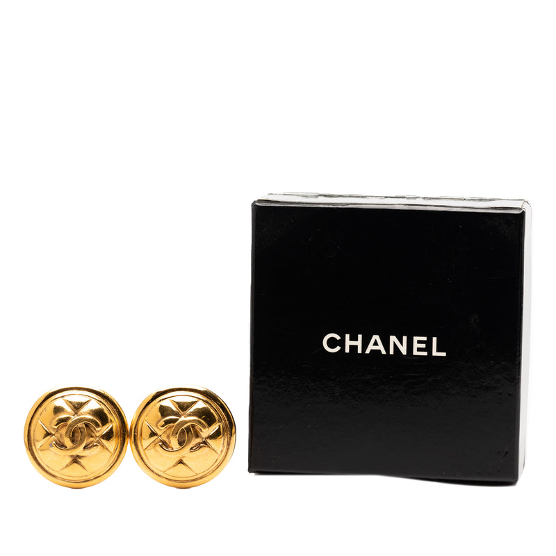Gold Plated CC Quilted Round Clip On Earrings - Image 6